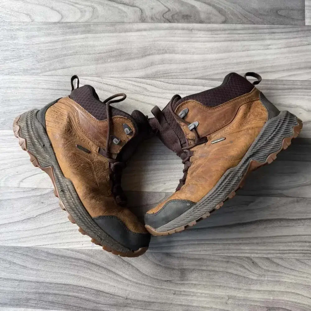 Merrell Moab Waterproof Hiking Boots Brown Men's Size 8.5